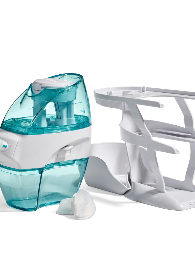 Naväge Essentials Bundle: Nose Cleaner, 20 SaltPods, Triple-Tier Countertop Caddy On Sale